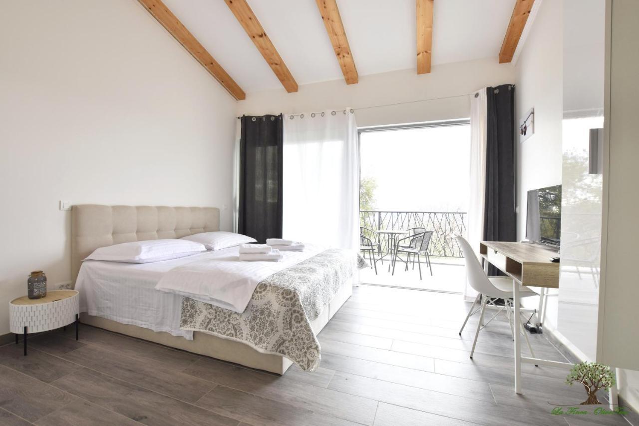 La Finca Olivetree Katuni 外观 照片